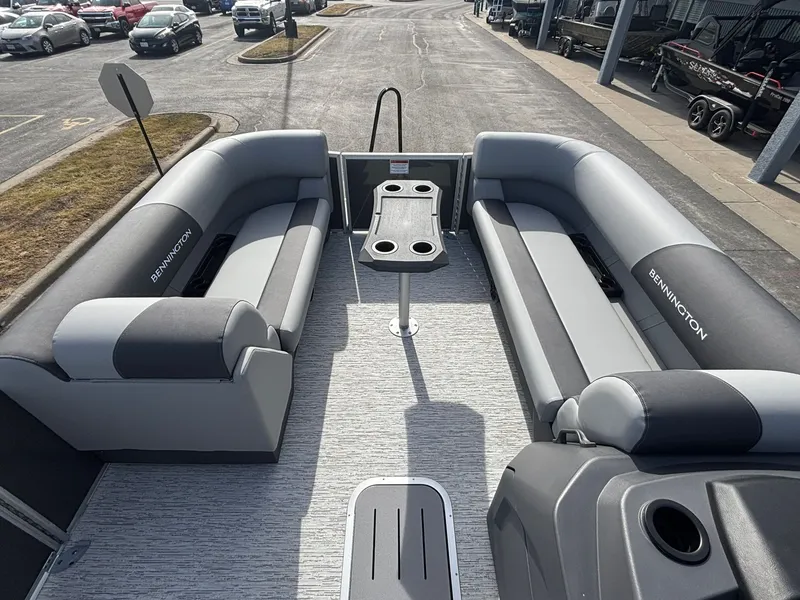 Slide: The Image of Bennington 22 SSB Base 2026 - 18