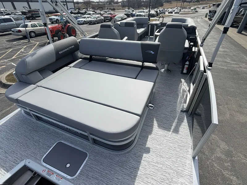 Slide: The Image of Bennington 22 SSB Base 2026 - 32