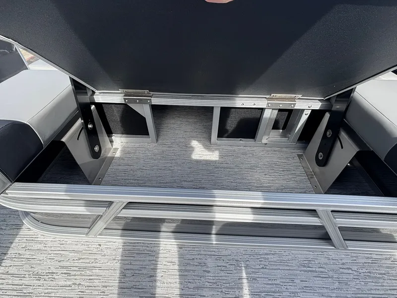 Slide: The Image of Bennington 22 SSB Base 2026 - 7