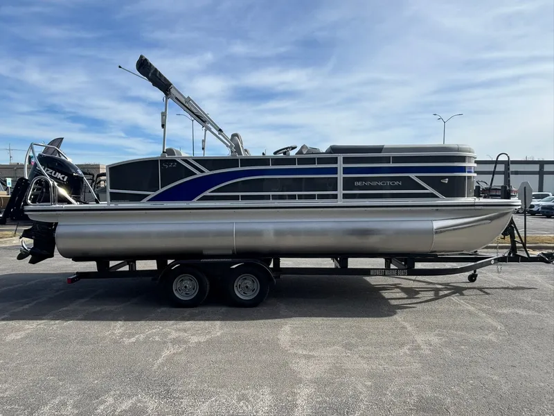 Slide: The Image of Bennington 22 SSB Base 2026 - 9