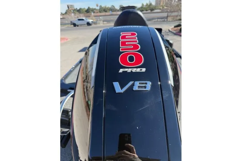 Slide: The Image of 2026 Nitro Z20 XL Pro boat engine with 250 Pro V8 branding. - 4