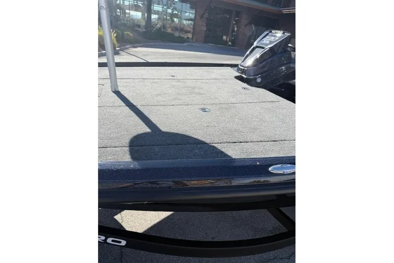 Slide: The Image of 2026 Nitro Z20 XL Pro boat deck with sleek design and modern features. - 6