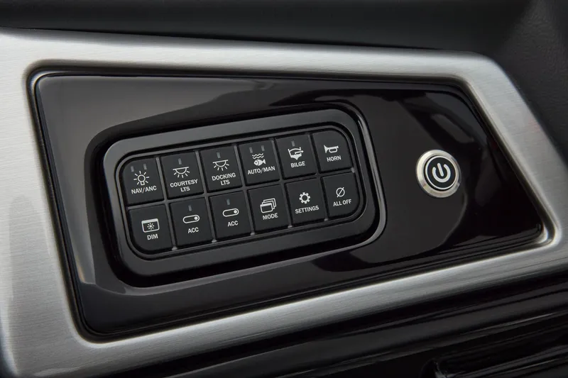 Slide: The Image of Ranger 223F 2026 - 28