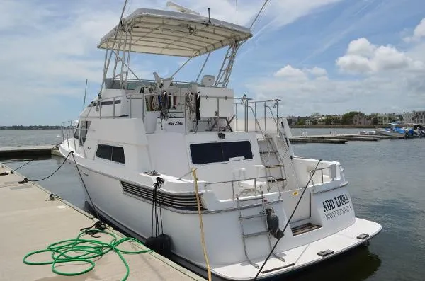 Slide: The Image of Tollycraft Sport Yacht 39 1991 - 2