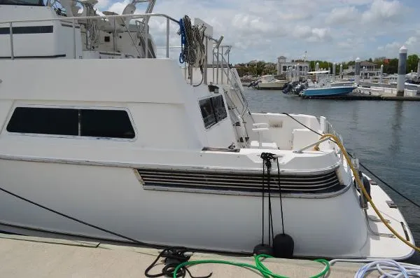 Slide: The Image of Tollycraft Sport Yacht 39 1991 - 5