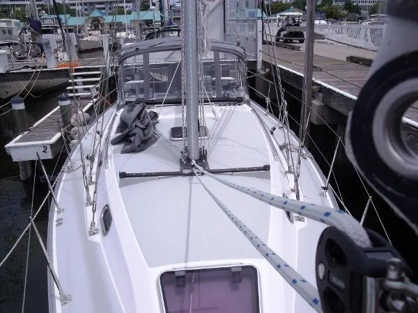 Slide: The Image of Catalina 355 Fully Equipped 2018 - 5