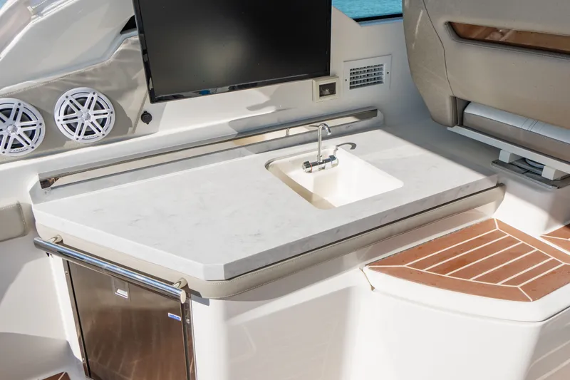 Slide: The Image of Tiara Yachts 34 LX 2023 with sink and countertop. - 44