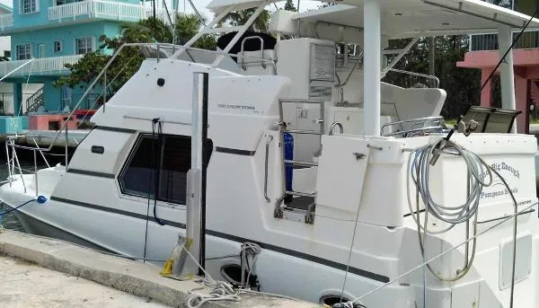 Slide: The Image of Silverton 322 Motor Yacht 1999 - 11