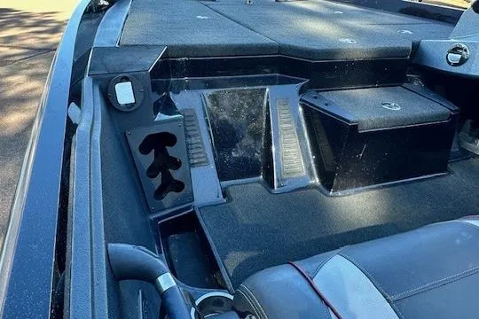 Slide: The Image of 2017 Ranger Z185 boat interior with seating and storage compartments. - 10