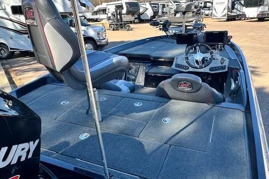 Slide: The Image of 2017 Ranger Z185 boat interior with steering console and seating. - 6