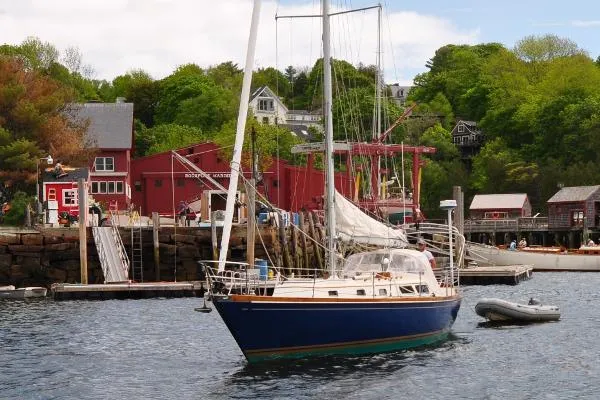 Slide: The Image of Little Harbor 38 1980 - 7