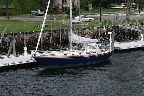 Slide: The Image of Little Harbor 38 1980 - 9
