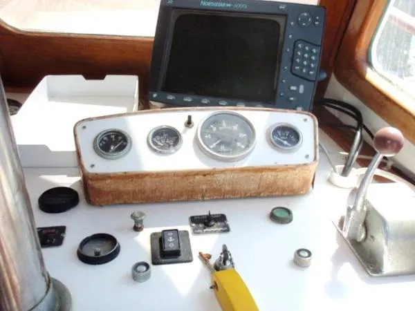 Slide: The Image of Marine Trader 36 Aft Cabin 1977 - 4