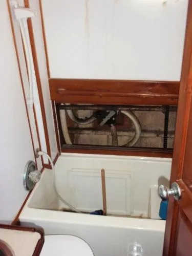 Slide: The Image of Marine Trader 36 Aft Cabin 1977 - 6