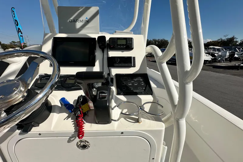 Slide: The Image of 2016 Skeeter SX2250 boat console with Garmin electronics and Yamaha controls. - 29