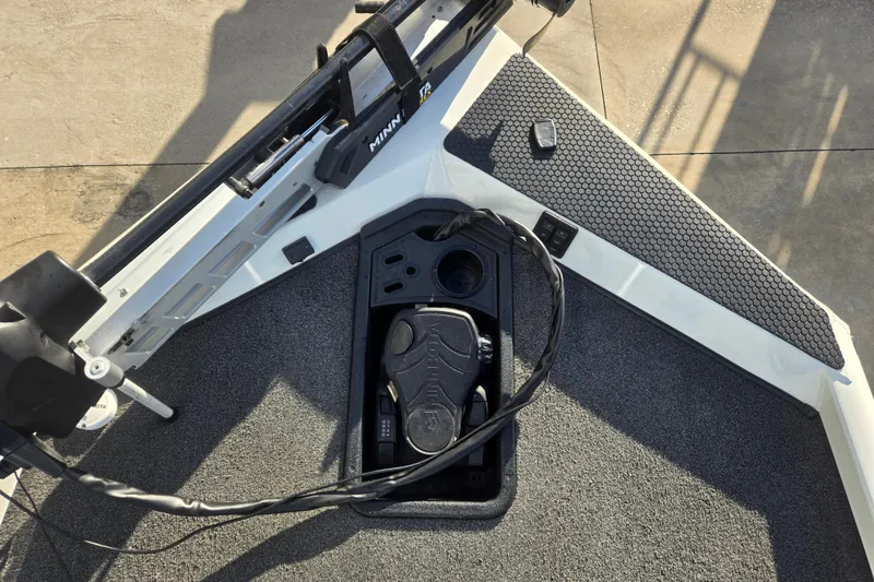 Slide: The Image of 2017 Ranger RT188 boat deck with Minn Kota trolling motor and foot pedal. - 7