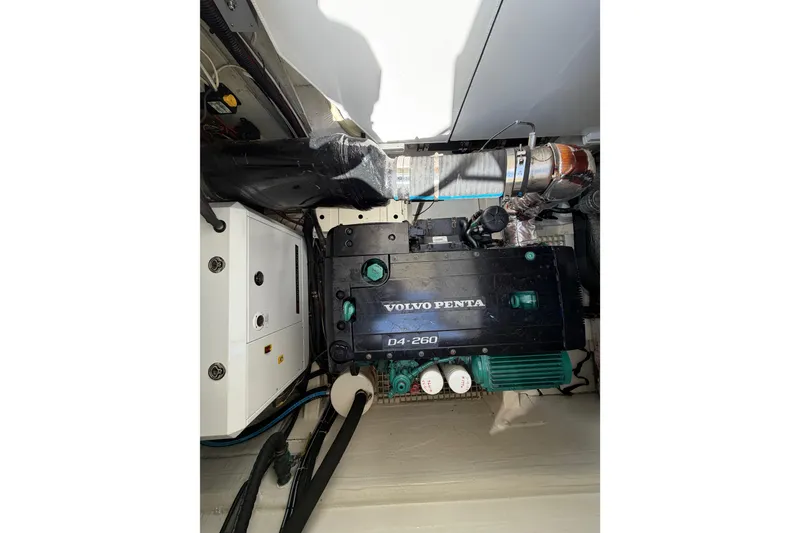 Slide: The Image of Engine room of 2017 Aquila 44 Yacht with Volvo Penta D4-260 engine. - 37