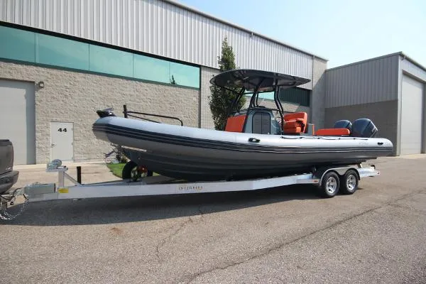 Slide: The Image of Zodiac Custom Pro 850 Optimum Twin 250hp In Stock 2021 - 1