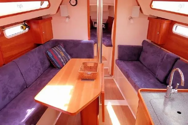Slide: The Image of Hanse 320 2008 - 6