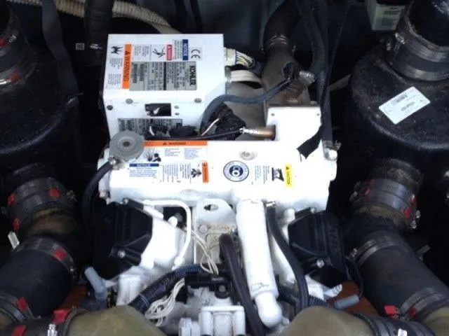 Slide: The Image of Engine compartment of a 1998 Sea Ray Sundancer 310 boat. - 33