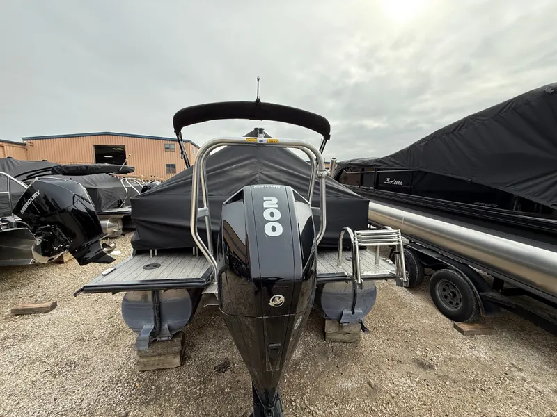 Slide: The Image of Bentley Pontoons 22 LEGACY 2022 - 2