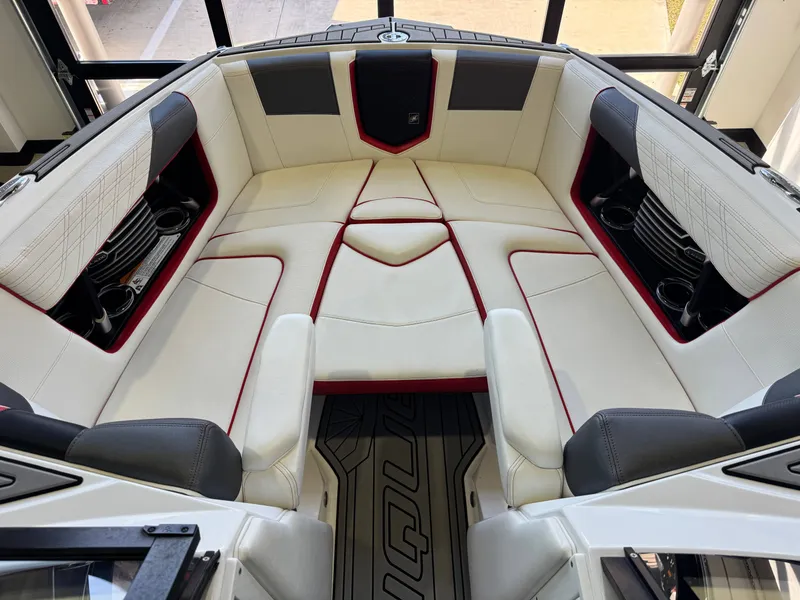 Slide: The Image of Nautique Super Air Nautique G23 2019 - 17