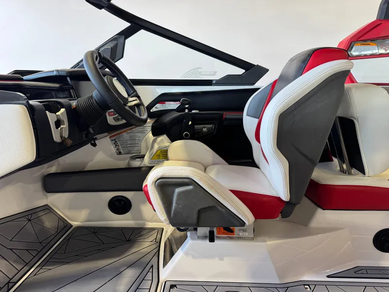 Slide: The Image of Nautique Super Air Nautique G23 2019 - 23