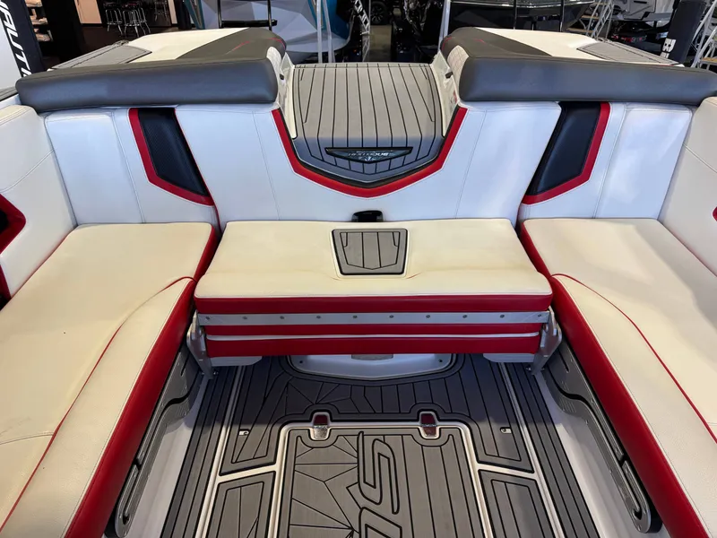 Slide: The Image of Nautique Super Air Nautique G23 2019 - 27