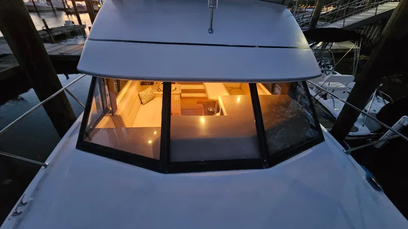 Slide: The Image of Carver Yachts Voyager 1997 - 2