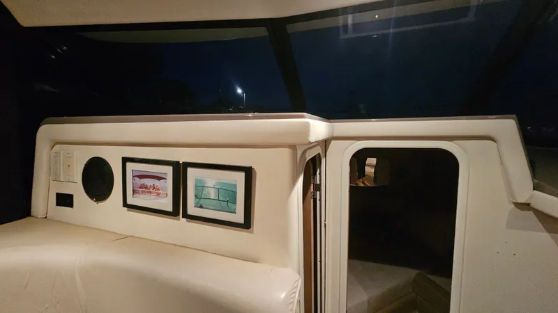 Slide: The Image of Carver Yachts Voyager 1997 - 5