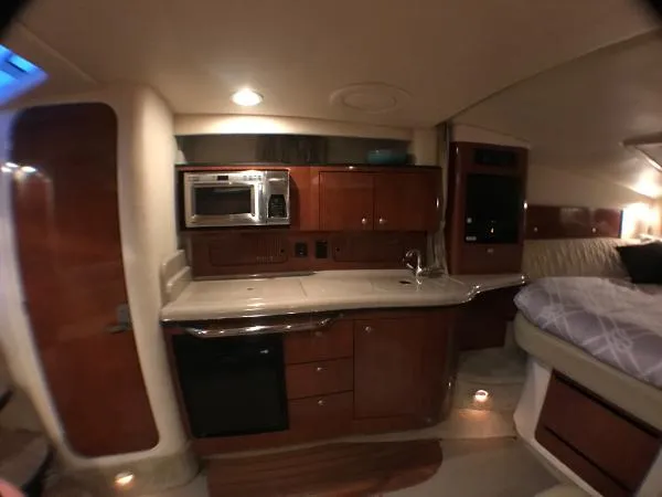 Slide: The Image of Sea Ray 320 Sundancer 2007 - 8