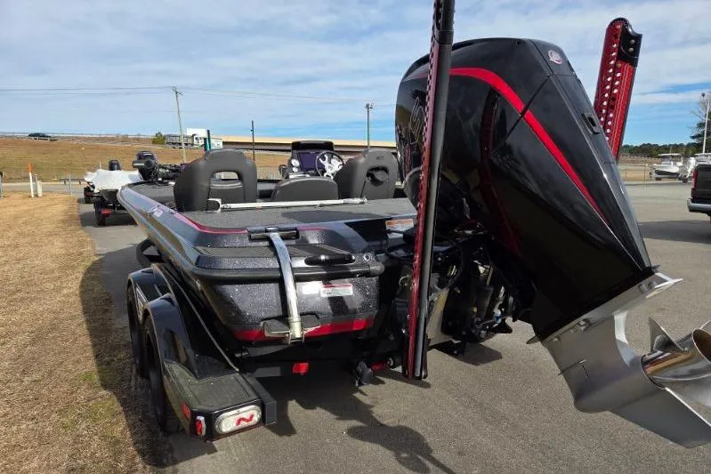 Slide: The Image of 2022 Nitro Z21 XL boat with powerful outboard motor on a trailer. - 4