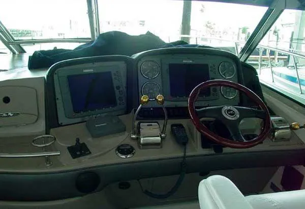 Slide: The Image of Sea Ray 44 Sundancer 2006 - 11