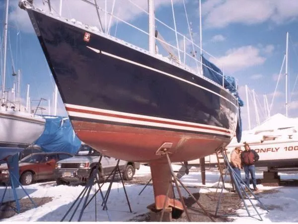 Slide: The Image of Islander 34 1985 - 6