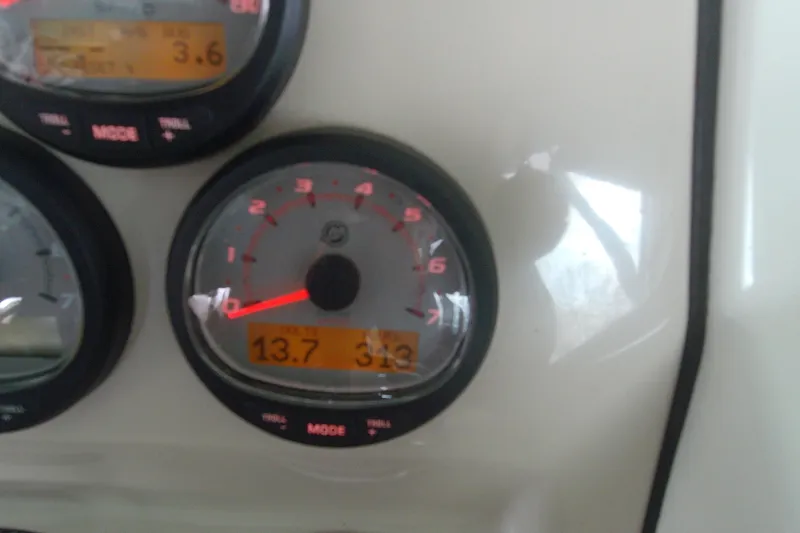 Slide: The Image of Dashboard gauges of a 2021 Boston Whaler 280 Vantage boat. - 19