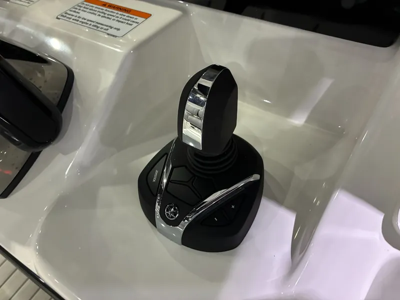 Slide: The Image of Yamaha 255 FSH Sport H 2026 - 14