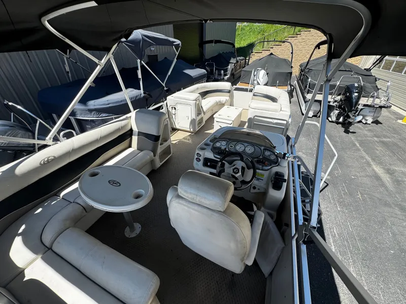 Slide: The Image of Interior view of a 2006 Harris Classic 240 I/O pontoon boat. - 9