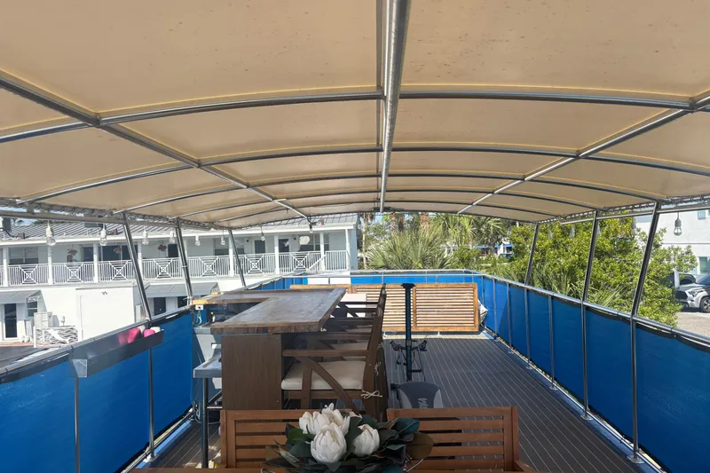 Slide: The Image of Upperdeck - 26