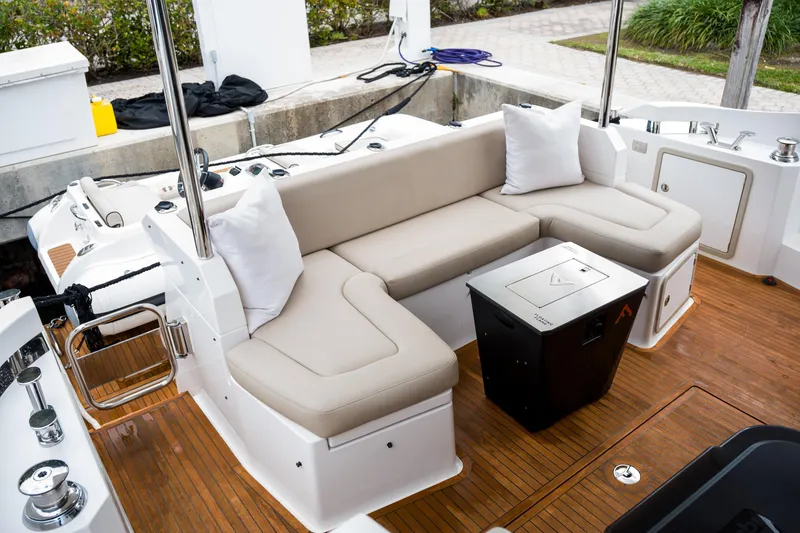 Slide: The Image of Luxurious seating area on 2019 Azimut Fly 50 yacht with teak flooring. - 30