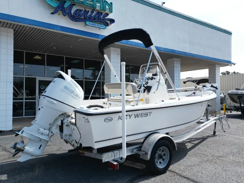 Slide: The Image of Key West 1720 Sportsman 2021 - 3