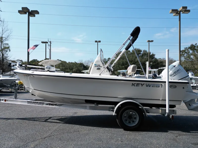 Slide: The Image of Key West 1720 Sportsman 2021 - 7