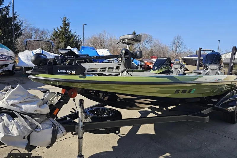 Slide: The Image of 2022 Skeeter FXR21 Apex boat with Minn Kota Ultrex motor on trailer. - 23