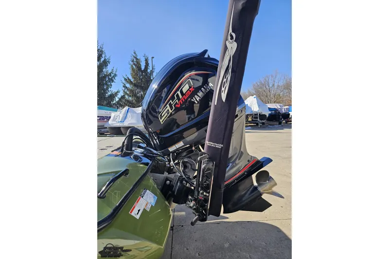 Slide: The Image of 2022 Skeeter FXR21 Apex boat with Yamaha VMAX engine in outdoor setting. - 40