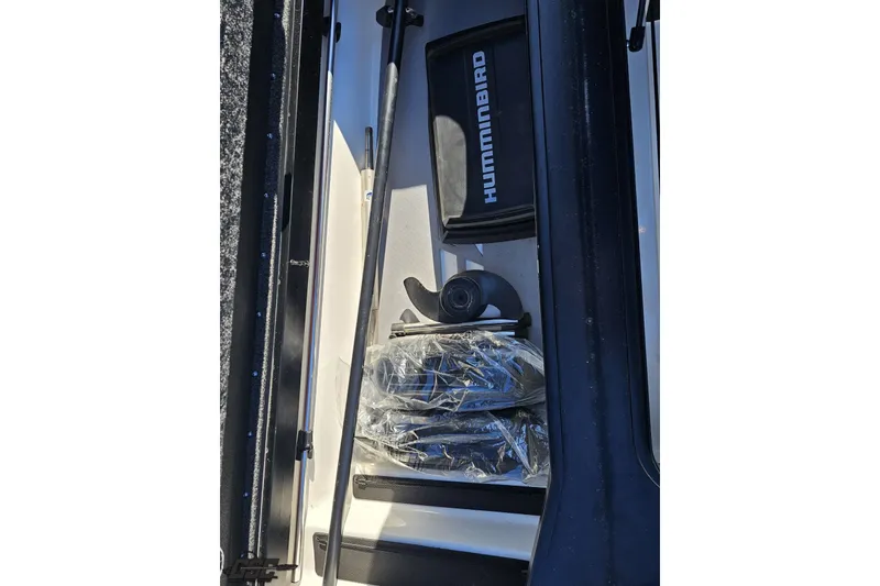 Slide: The Image of 2022 Skeeter FXR21 Apex boat interior with Humminbird equipment and accessories. - 75