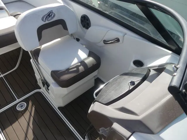 Slide: The Image of Monterey M4 2017 - 12