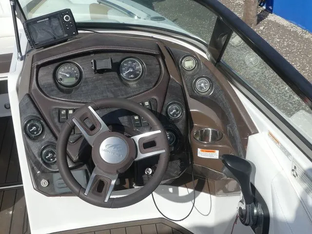 Slide: The Image of Monterey M4 2017 - 14