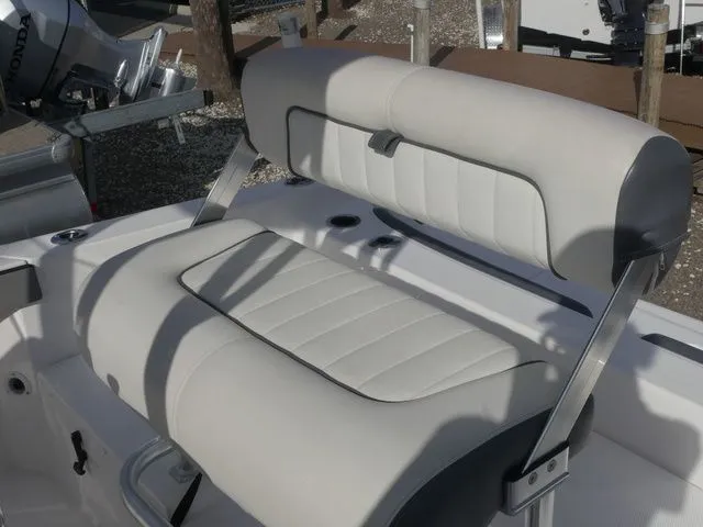 Slide: The Image of Yamaha 210 FSH Sport 2019 - 14