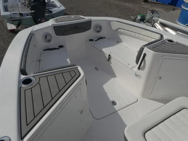 Slide: The Image of Yamaha 210 FSH Sport 2019 - 9