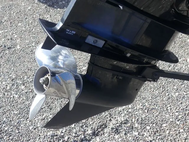 Slide: The Image of Tracker Pro Guide V-175 Combo 2019 - 10