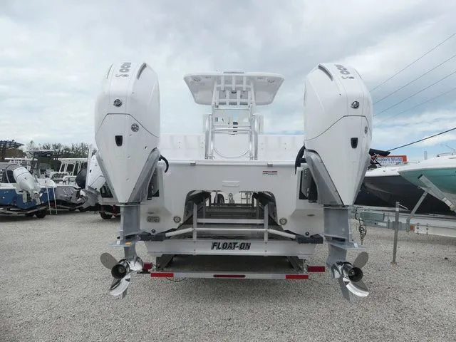 Slide: The Image of Twin Vee 280 GFX2 2026 - 5